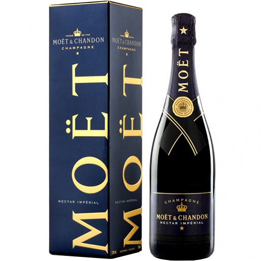 MOET & CHANDON Champagne Nectar Imperial in Giftbox 75cl